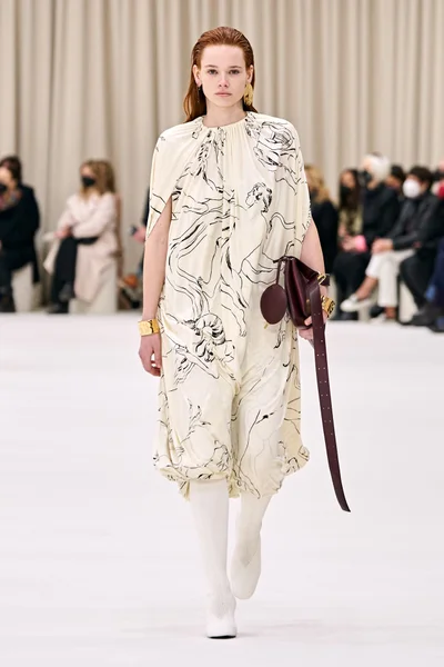Look 26